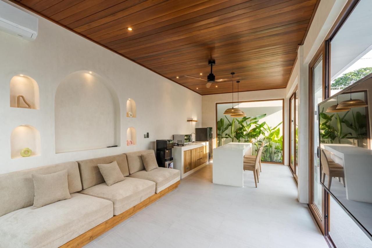 J4 Villas Sanur Buitenkant foto