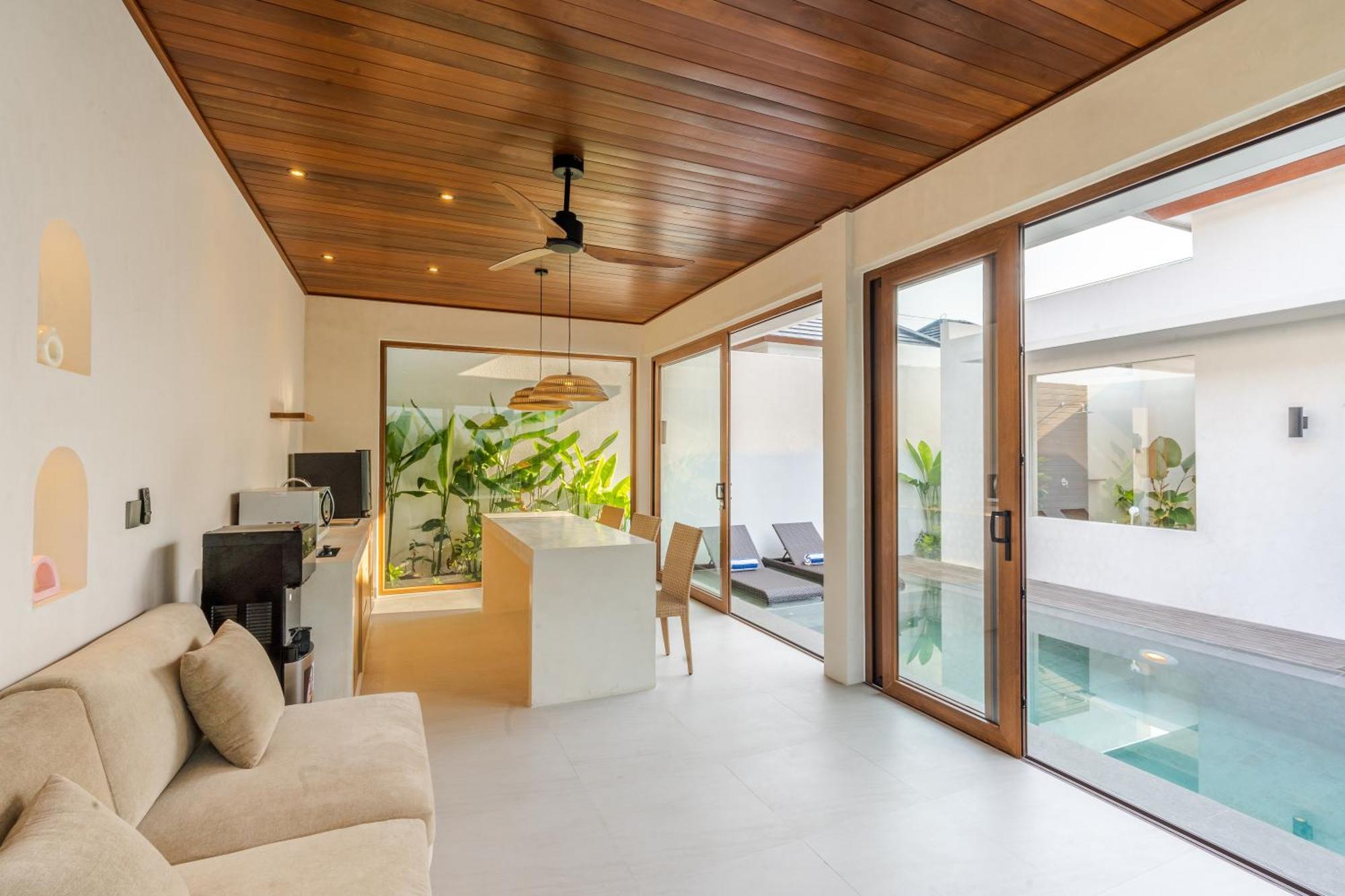 J4 Villas Sanur Buitenkant foto