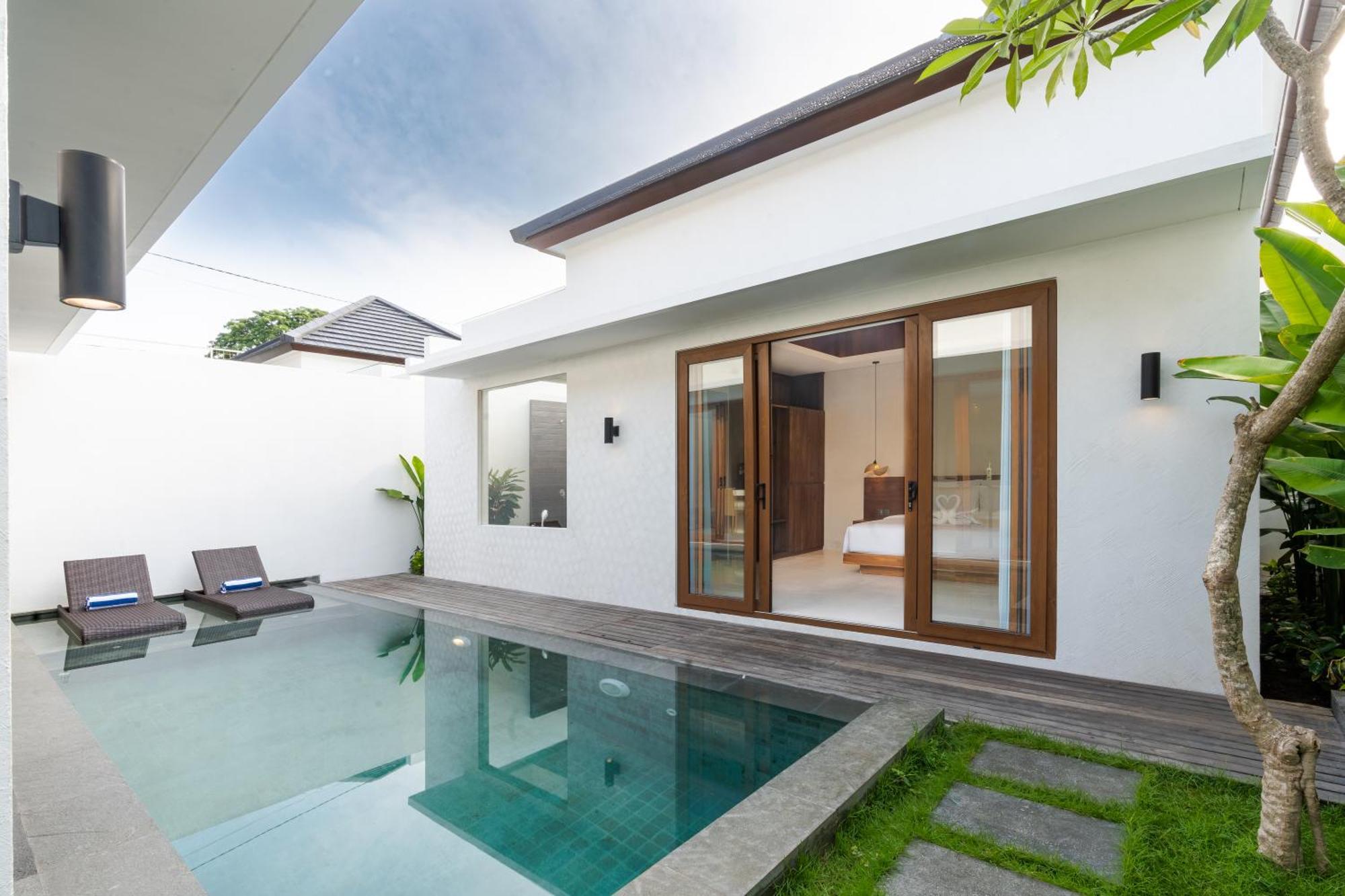 J4 Villas Sanur Buitenkant foto