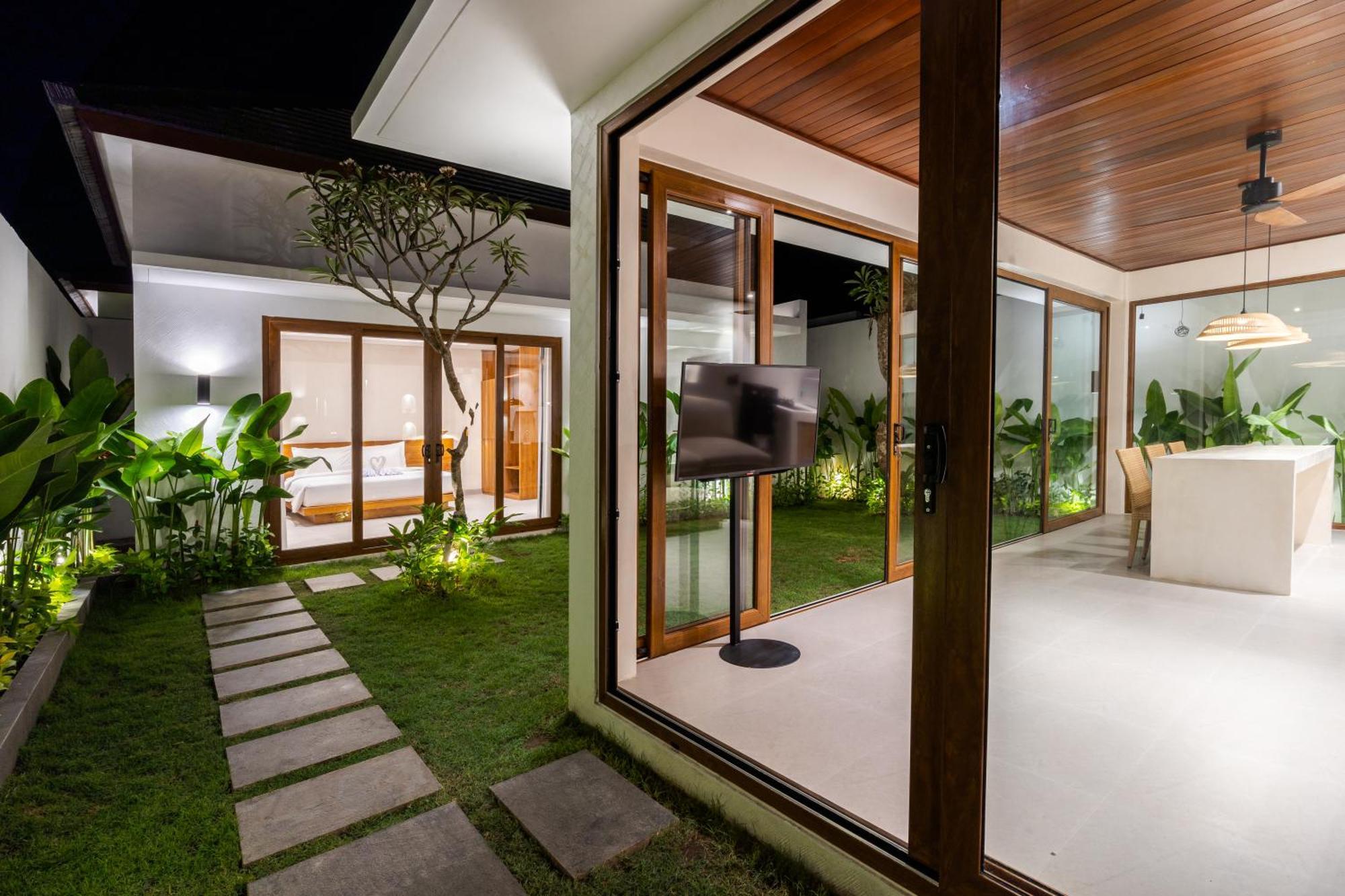 J4 Villas Sanur Buitenkant foto